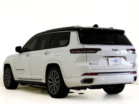 Used 2022 Jeep Grand Cherokee L Summit image 9