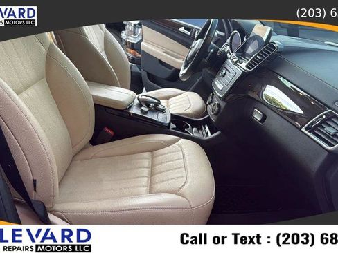 Used 2017 Mercedes-Benz GLS 450 4MATIC image 40
