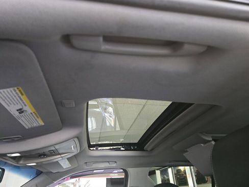 Used 2015 Chevrolet Suburban LT AWD/4WD image 32