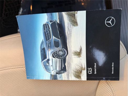 Used 2019 Mercedes-Benz GLS 550 4MATIC image 42