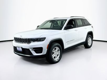 Used 2023 Jeep Grand Cherokee Laredo