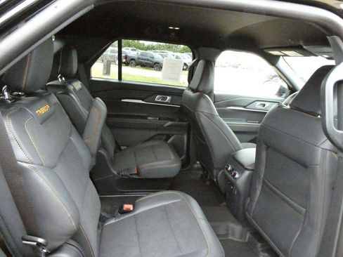 New 2026 Ford Explorer Tremor w/ Tremor Convenience Package AWD/4WD image 13