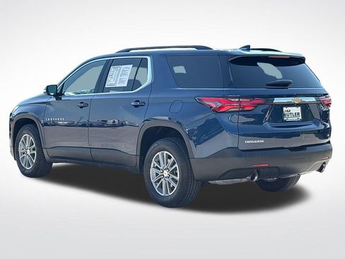 Used 2023 Chevrolet Traverse LT FWD image 4