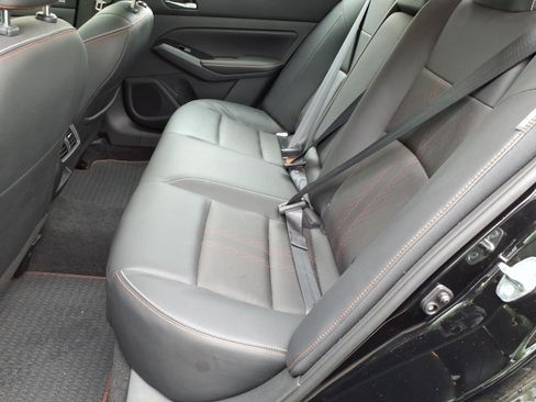 Used 2023 Nissan Altima 2.0 SR FWD image 10