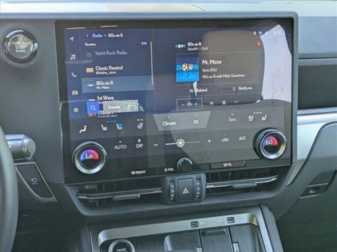 Used 2024 Lexus GX 550 image 14