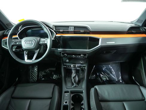 Used 2019 Audi Q3 2.0T Premium Plus w/ Premium Plus Package AWD/4WD image 20