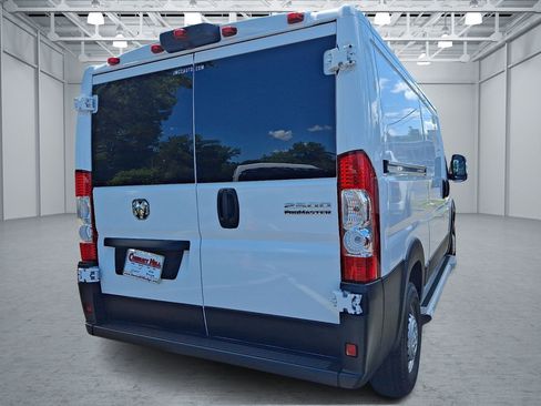 Used 2025 RAM ProMaster 2500 w/ U-Haul Equipment Group FWD image 5