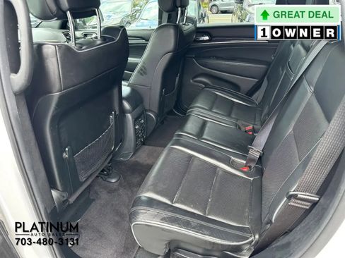 Used 2019 Jeep Grand Cherokee Overland AWD/4WD image 16