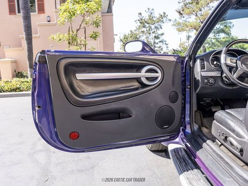 Used 2004 Chevrolet SSR w/ Preferred Equipment Group RWD image 44