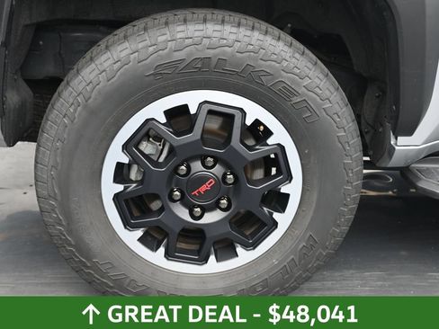 Used 2025 Toyota 4Runner TRD Off-Road AWD/4WD image 15