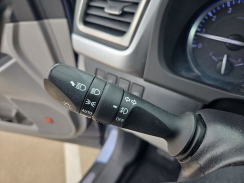 Used 2019 Toyota Highlander Limited AWD/4WD image 27