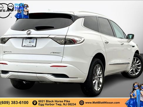 Used 2023 Buick Enclave Avenir AWD/4WD image 12