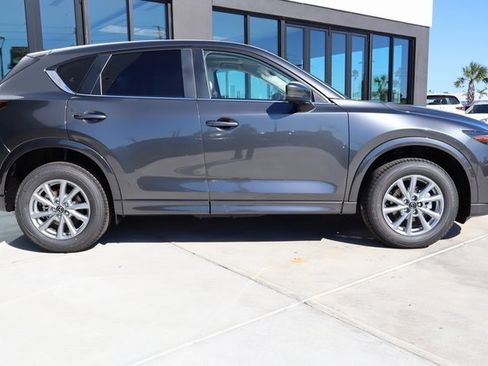 New 2025 MAZDA CX-5 AWD 2.5 S w/ Preferred Package image 2