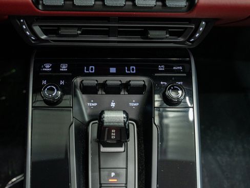 Used 2022 Porsche 911 Turbo S AWD/4WD image 30
