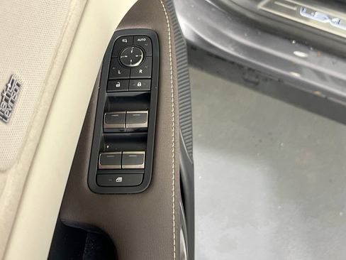 Used 2023 Lexus RX 350 w/ Accessory Package (2T) AWD/4WD image 18