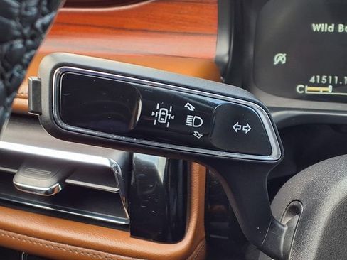 Certified 2023 Lincoln Aviator Reserve w/ Equipment Group 201A RWD image 17