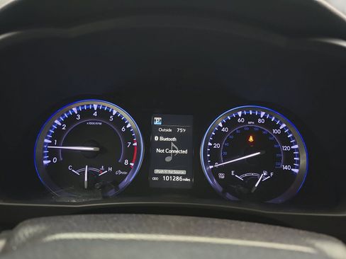 Used 2019 Toyota Highlander Limited FWD image 16