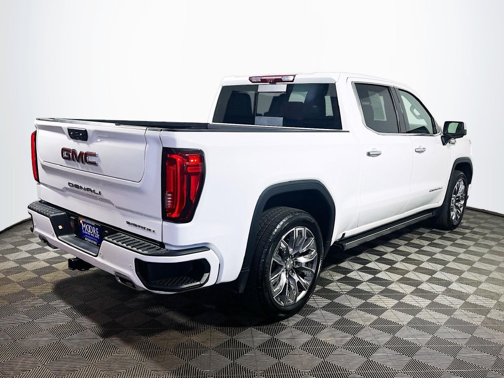 Used 2023 GMC Sierra 1500 Denali w/ Denali Reserve Package AWD/4WD image 7