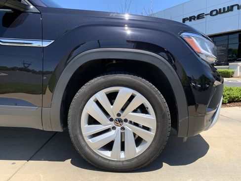 Used 2022 Volkswagen Atlas Cross Sport SE AWD/4WD image 13