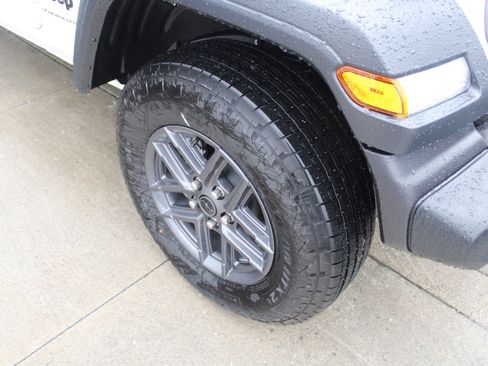 New 2026 Jeep Wrangler Sport S image 34