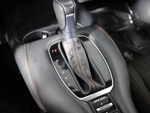 Used 2025 Honda HR-V Sport image 23