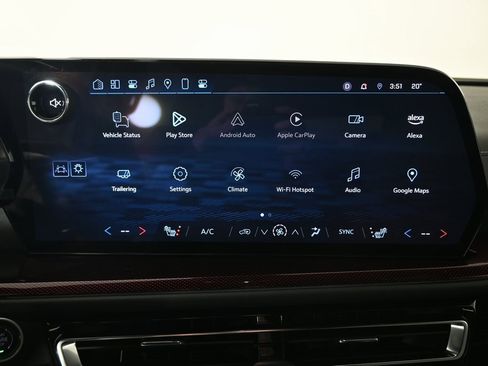 Used 2024 Chevrolet Traverse Z71 image 27