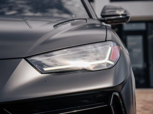 Used 2023 Lamborghini Urus S AWD/4WD image 11