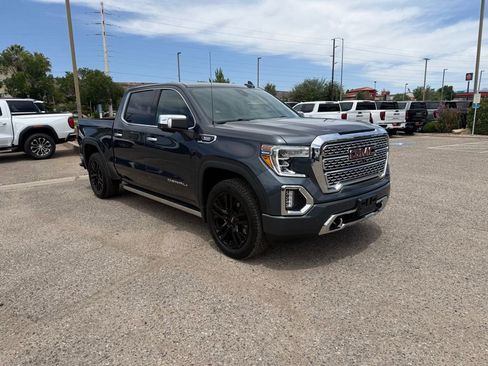 Used 2021 GMC Sierra 1500 Denali w/ Denali Ultimate Package AWD/4WD image 3