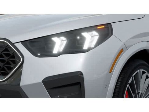 New 2026 BMW X2 xDrive28i w/ Technology Package AWD/4WD image 7
