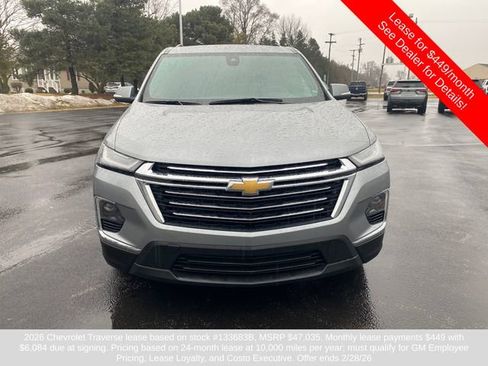 Used 2023 Chevrolet Traverse LT image 10