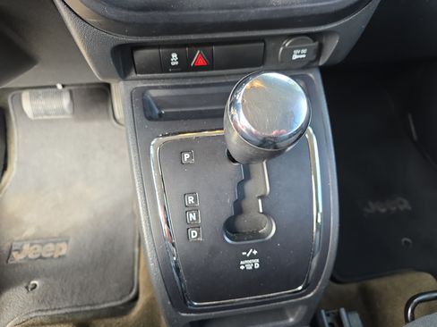 Used 2016 Jeep Patriot Sport w/ Power Value Group FWD image 24