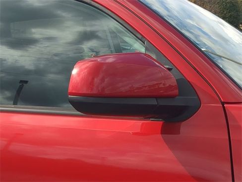 Certified 2022 Toyota Tacoma SR image 12