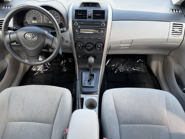 Used 2012 Toyota Corolla L FWD image 2