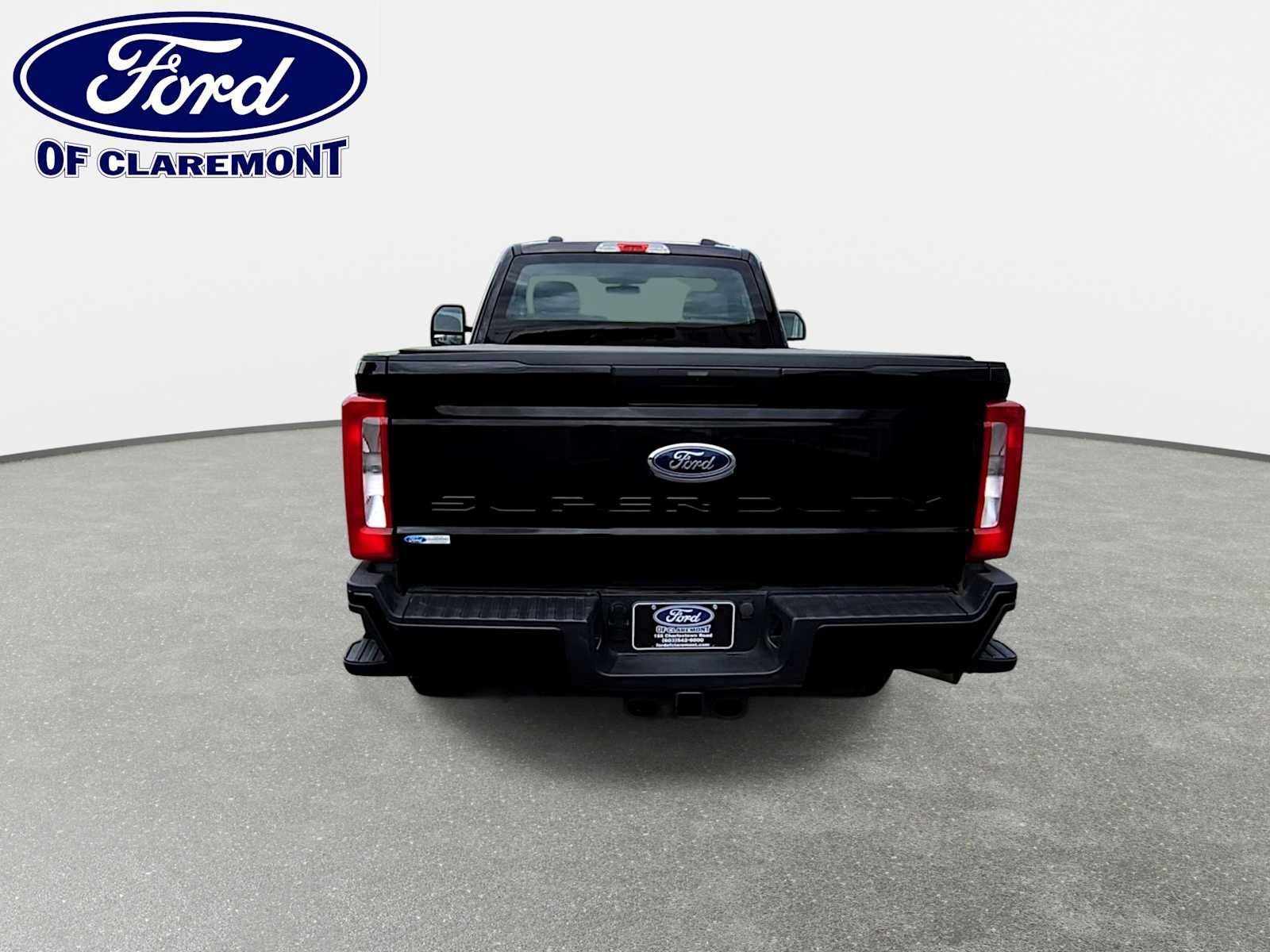 Used 2026 Ford F350 XL w/ STX Appearance Package AWD/4WD image 7