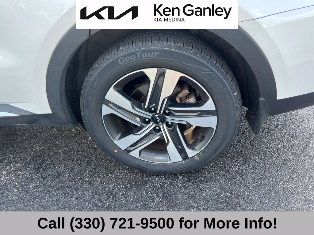 Certified 2023 Kia Sorento EX AWD/4WD image 22