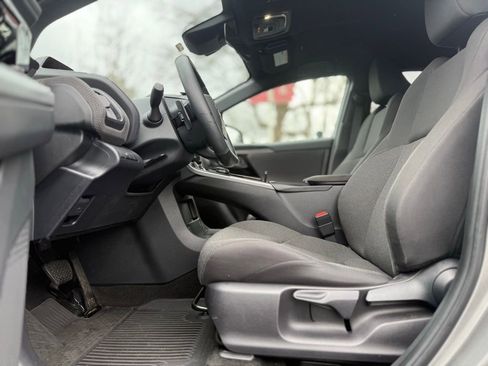 Used 2024 Subaru Solterra Premium image 12