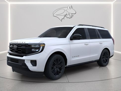 New 2026 Ford Expedition Platinum AWD/4WD image 2