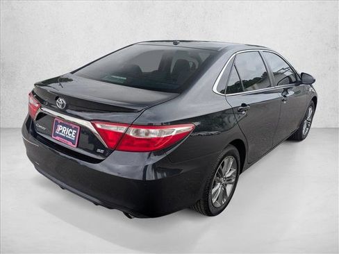 Used 2016 Toyota Camry SE FWD image 5