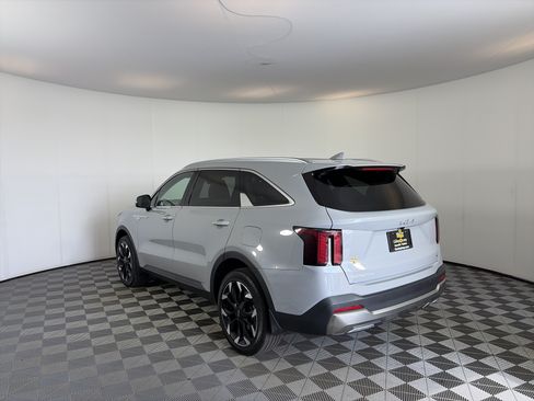 Used 2025 Kia Sorento X-Line EX AWD/4WD image 9