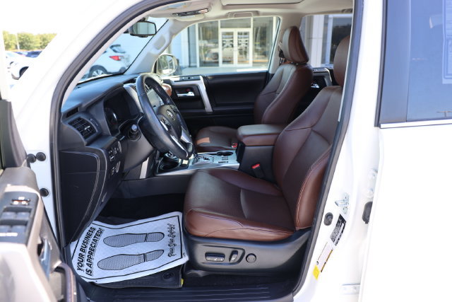 Used 2023 Toyota 4Runner Limited AWD/4WD image 17