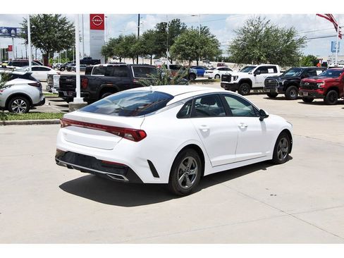 Used 2023 Kia K5 LXS FWD image 5