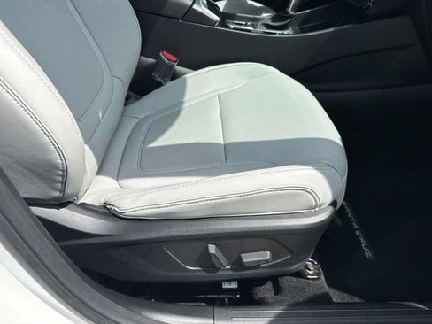 Certified 2026 Hyundai Santa Cruz Limited AWD/4WD image 16