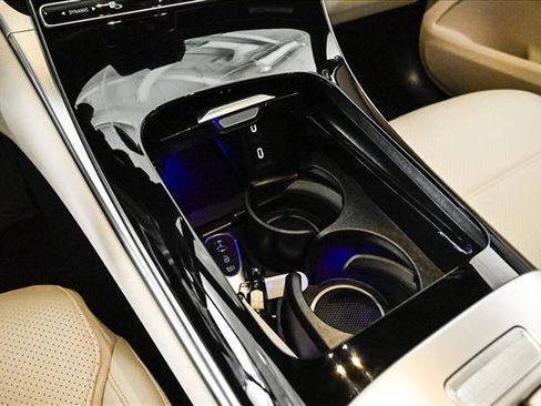 New 2026 Mercedes-Benz GLC 300 4MATIC image 13