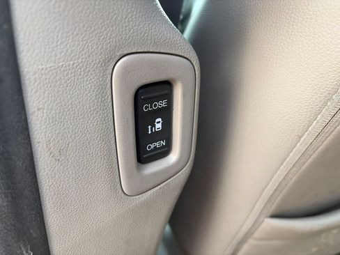 Used 2013 Honda Odyssey EX-L image 12