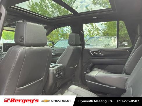Used 2023 Chevrolet Tahoe LT w/ Luxury Package AWD/4WD image 5