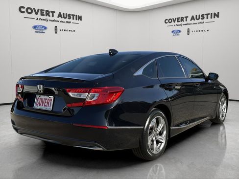 Used 2018 Honda Accord EX image 5