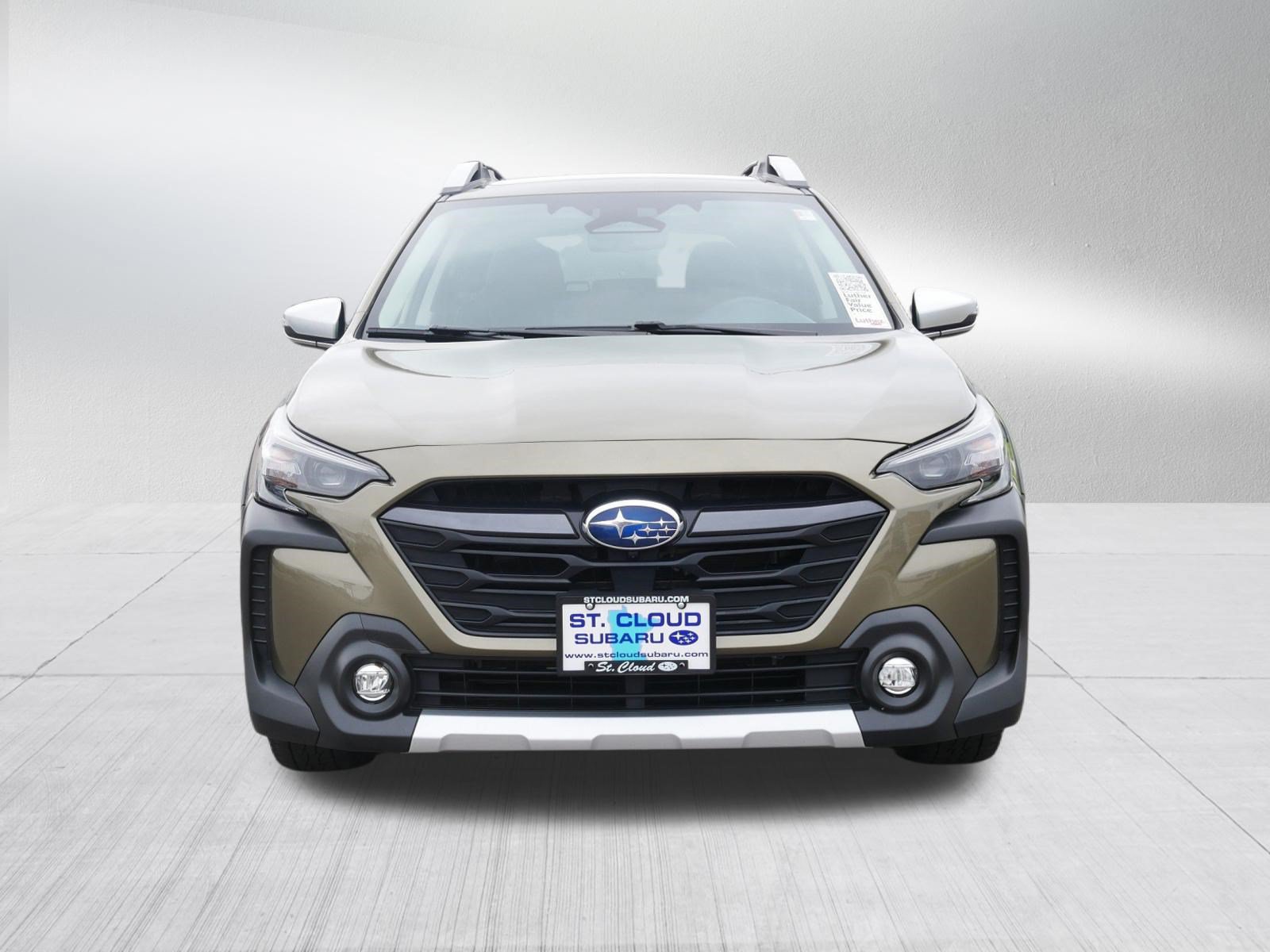 Certified 2024 Subaru Outback Touring XT w/ Tech Package 3 AWD/4WD image 2