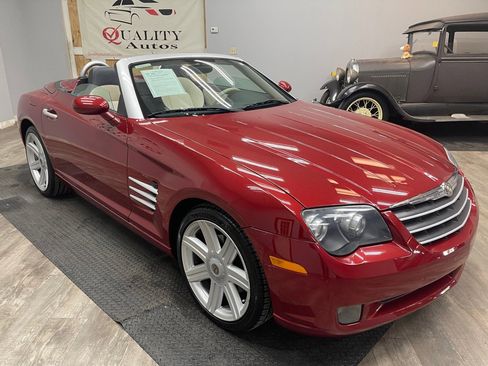 Used 2005 Chrysler Crossfire Limited RWD image 12
