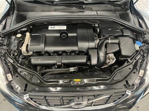 Used 2012 Volvo XC60 3.2 FWD image 36