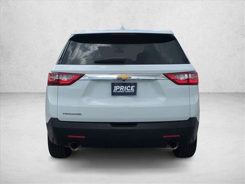 Certified 2019 Chevrolet Traverse LS FWD image 7
